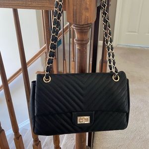 Black & gold chain shoulder bag
